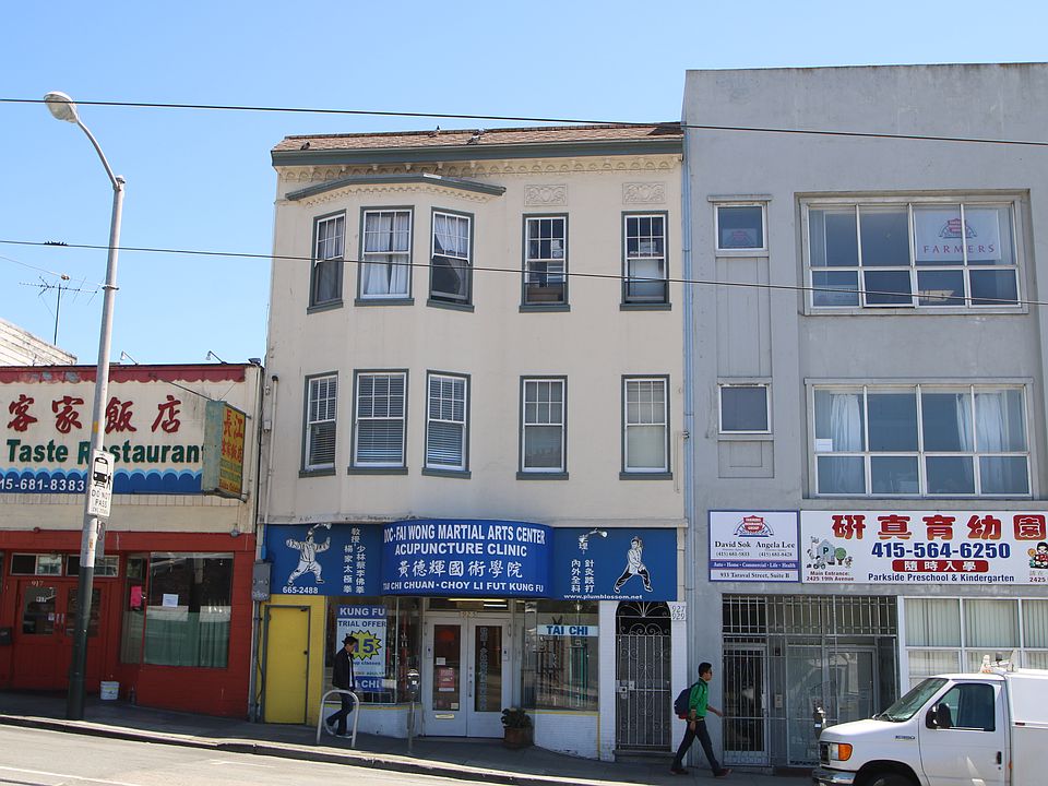 1st image of 927 Taraval St