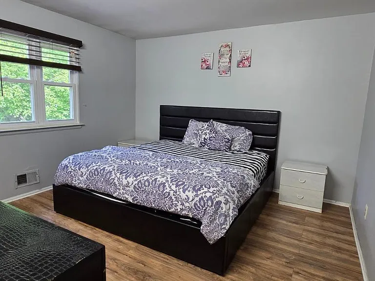 5 Stanley Ave — Photo 16