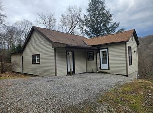 347 Rohrbach Rd, Chicora, PA 16025
