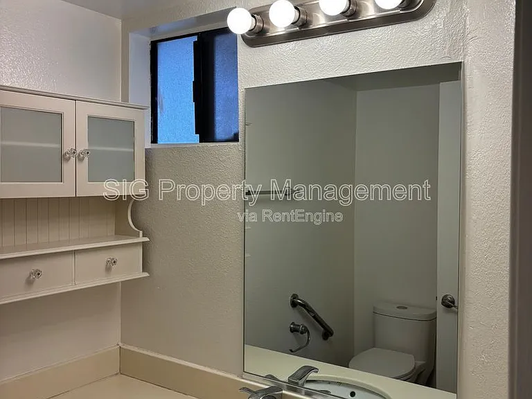 627 Orange Grove Ave #1 — Photo 8
