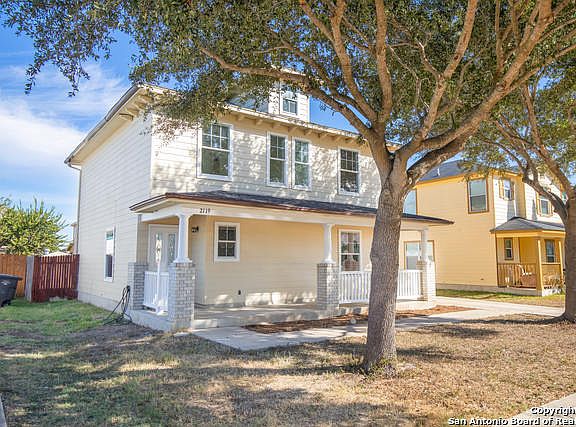 2nd image of 2119 Sunview Post