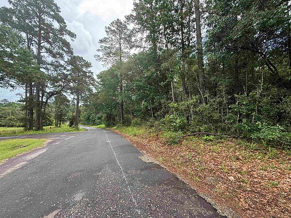 2nd image of Private Road 6328
