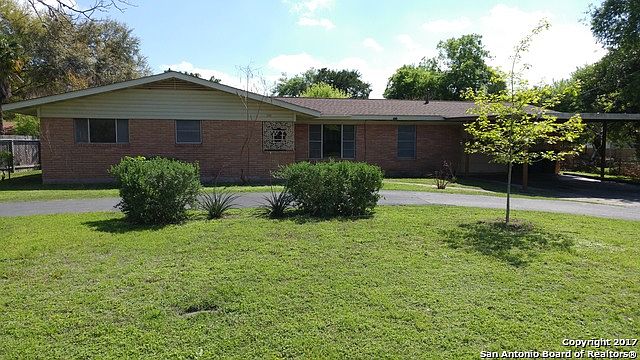 1st image of 718 Oakwood Dr