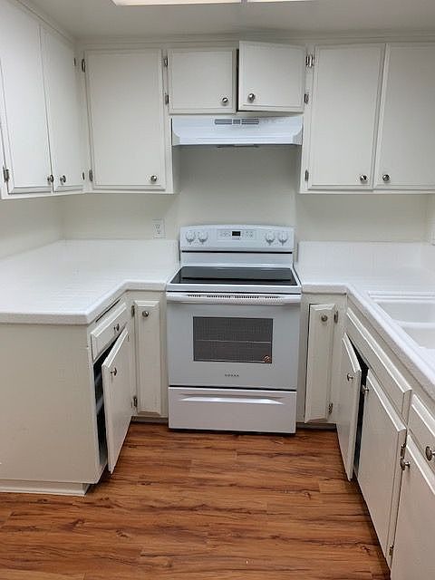1st image of 820 N Spurgeon St APT 6
