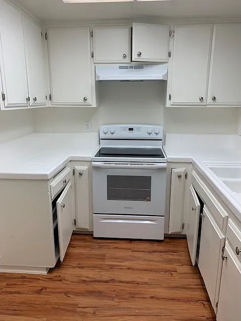 820A/