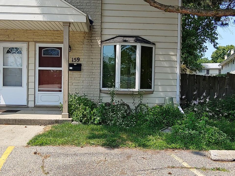 1st image of 159 Lakewood Gardens Cir