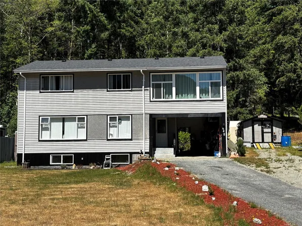 648 Nimpkish Dr, Gold River, BC V0P 1G0