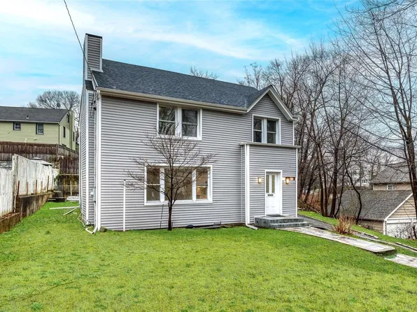 68 Continental, Glen Cove, NY 11542