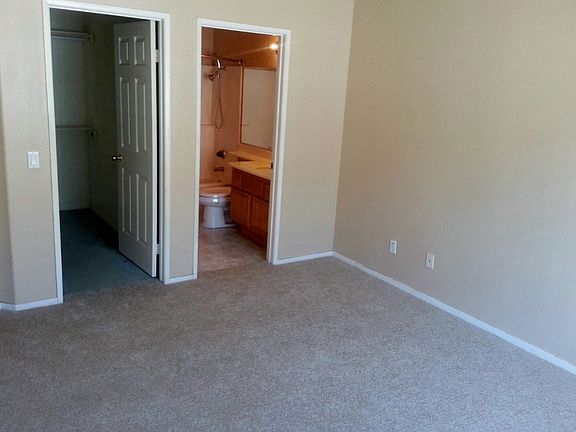 5th image of 21858 S Vermont Ave Unit 3