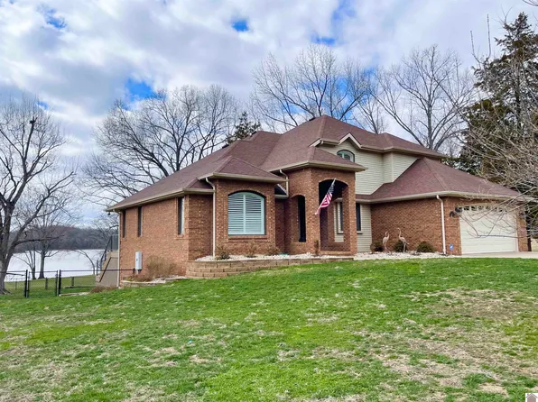 611 Bay Ln, Cadiz, KY 42211