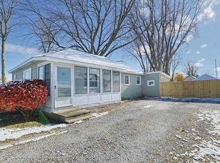 305 W Benjamin St, Linwood, MI 48634