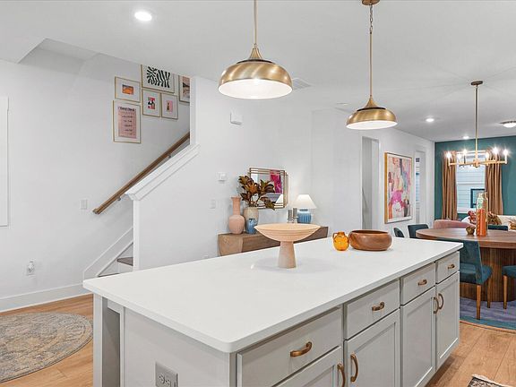 3rd image of 2801 Mar Bonita St