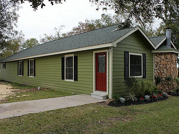 Cute, cottage style home has had complete exterior and interior remodel. Exterior features hardi boa