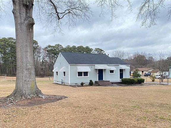 5th image of 330 Community Dr SW