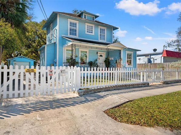 tampa-florida-2074605676 picture