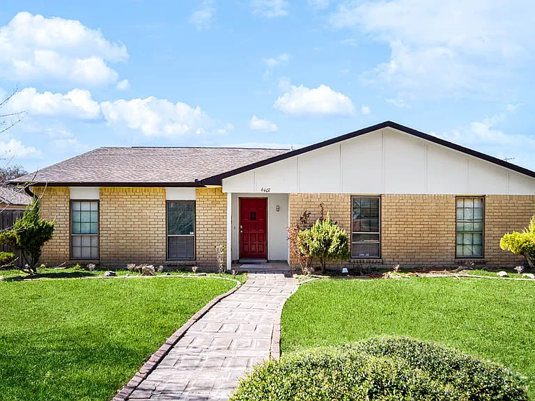 6407 Chinaberry Trl — Photo 1