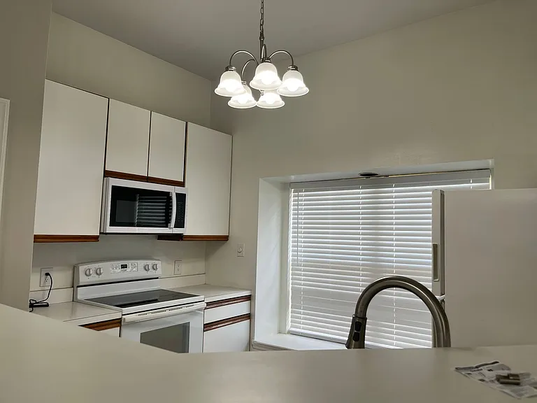 1680 Sleepy Hollow Rd — Photo 28