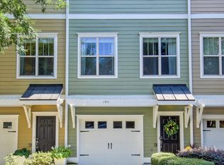 1911 Sterling Oaks Cir, Atlanta, GA 30329