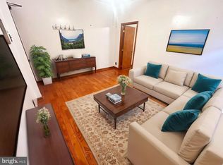 148 N 21st St APT 5, Philadelphia, PA 19103