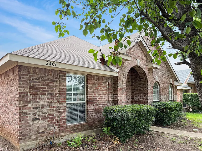 2405 N Brook Dr — Photo 16