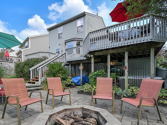 3rd image of 489 Streamwater Dr