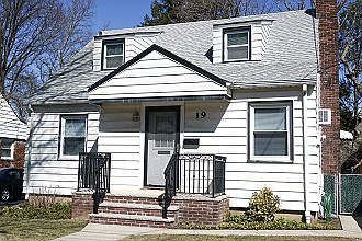 1st image of 19 Crowell Ave