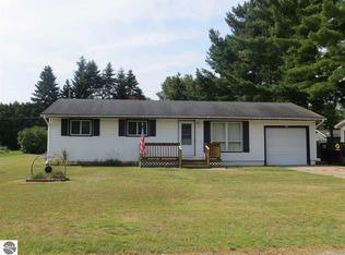 4164 E River Rd, Oscoda, MI 48750