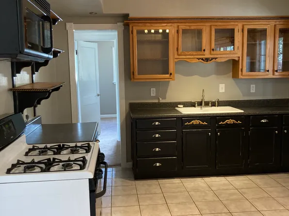 (undisclosed Address), Farmington, NM 87401