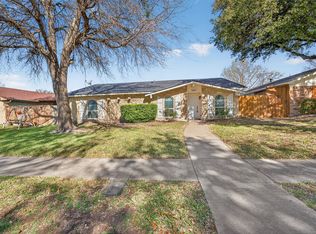 5061 Amhurst Ln, The Colony, TX 75056