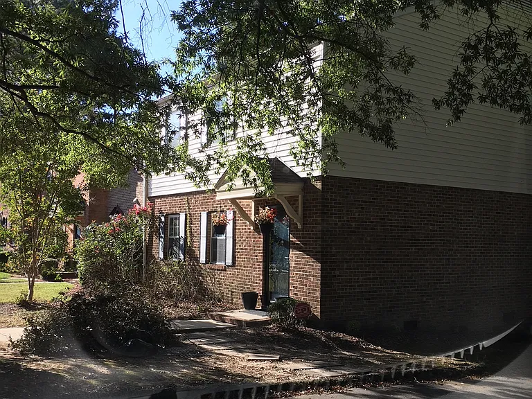 6507 New Market Way — Photo 2