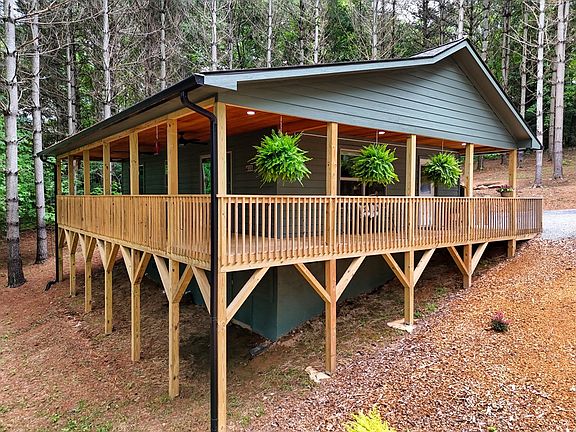 5th image of 124 Lakeside Estates Dr