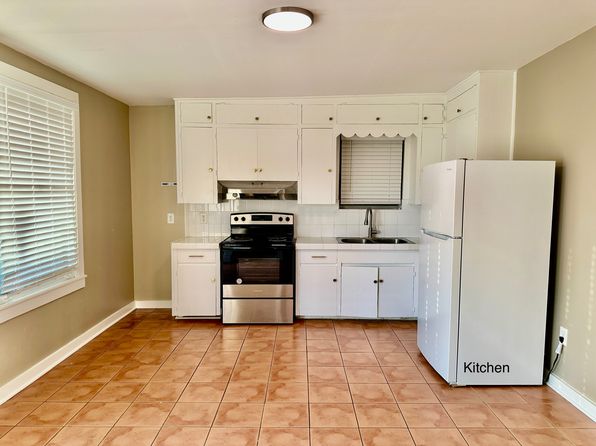 704 W 10th St, Weslaco, TX 78596