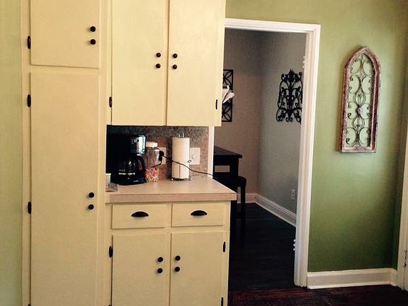 3rd image of 104 Brantwood Dr