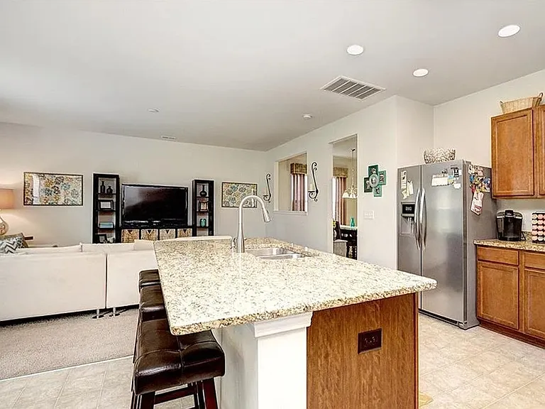 10220 Green Grass Rd — Photo 3