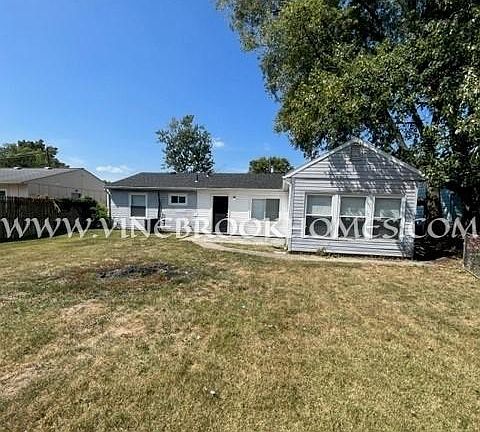 3rd image of 3459 Alamosa Dr