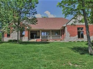 1401 Juniper Trl, Earlham, IA 50072
