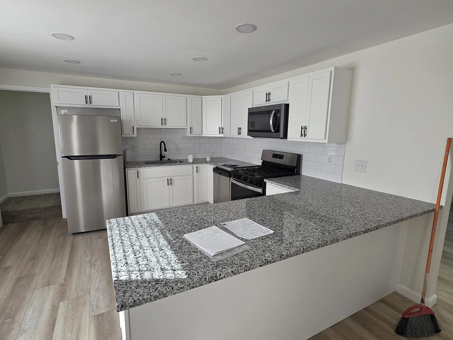 3 bed, 2.5 bath, 1495 sqft, $1,795 — Photo 4