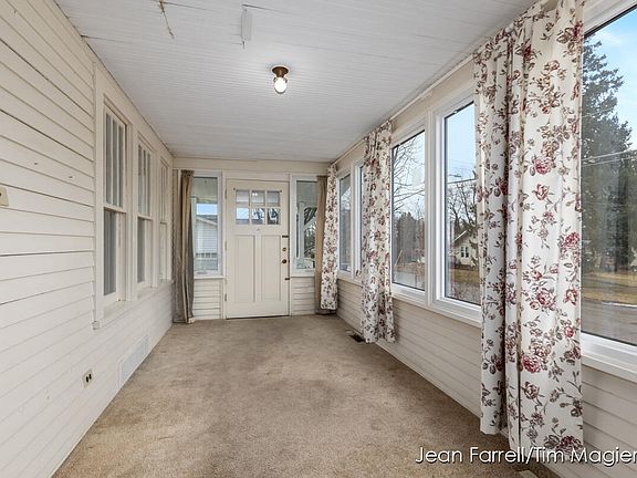 4th image of 3031 S Rose St