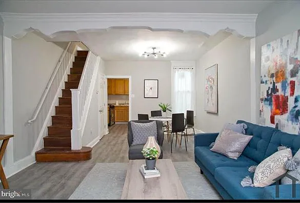 3 bed, 1200 sqft, $2,000 — Photo 3