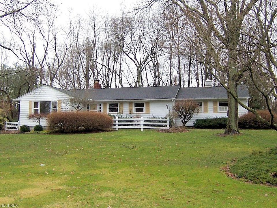 1st image of 55 Brookpark Dr