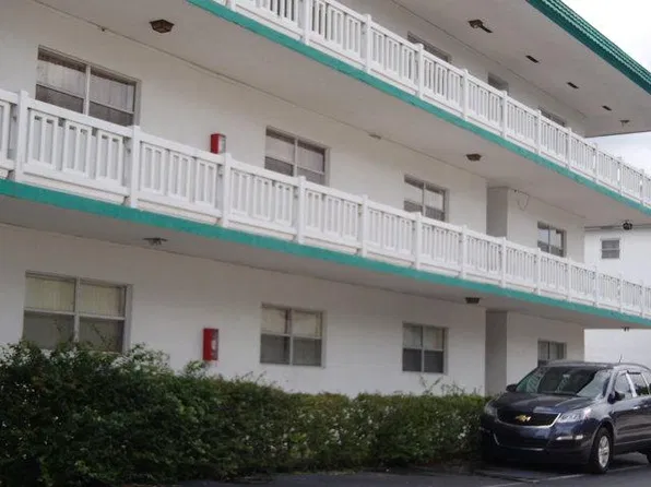 5861 NW 16th Pl APT 212, Fort Lauderdale, FL 33313