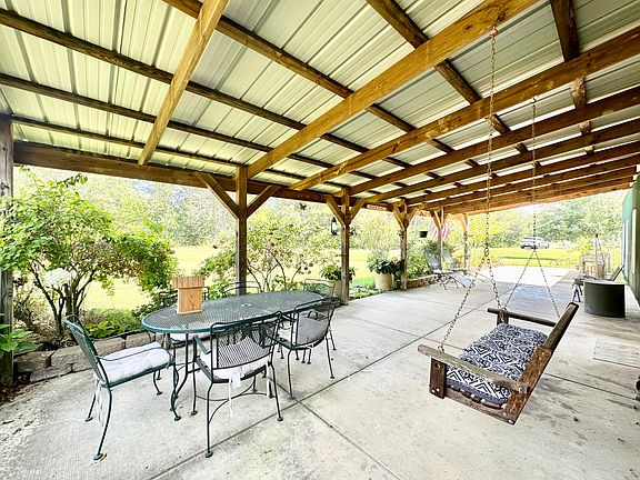 4th image of 750 County Road 803
