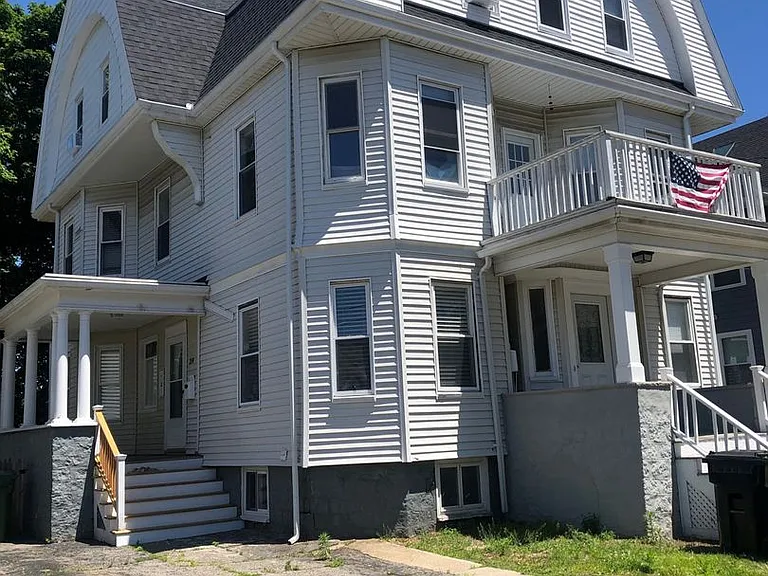 39 Union St #3 — Photo 8