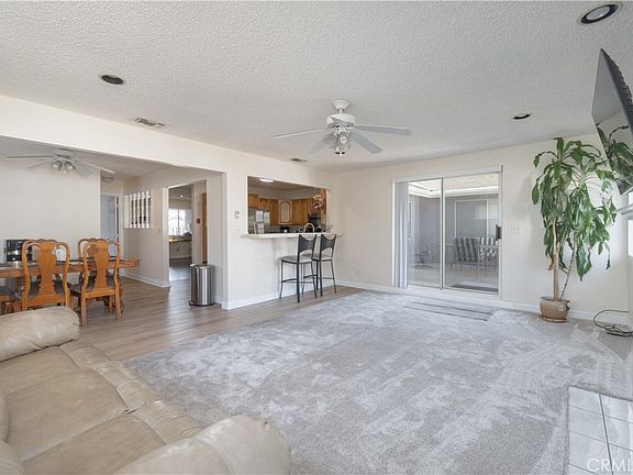 5th image of 324 N Vincent Ave
