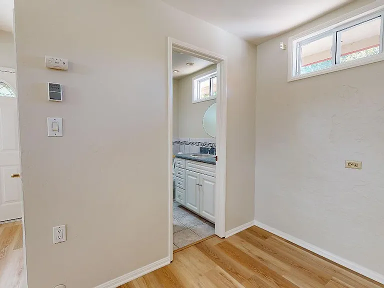 713 I Ave — Photo 12