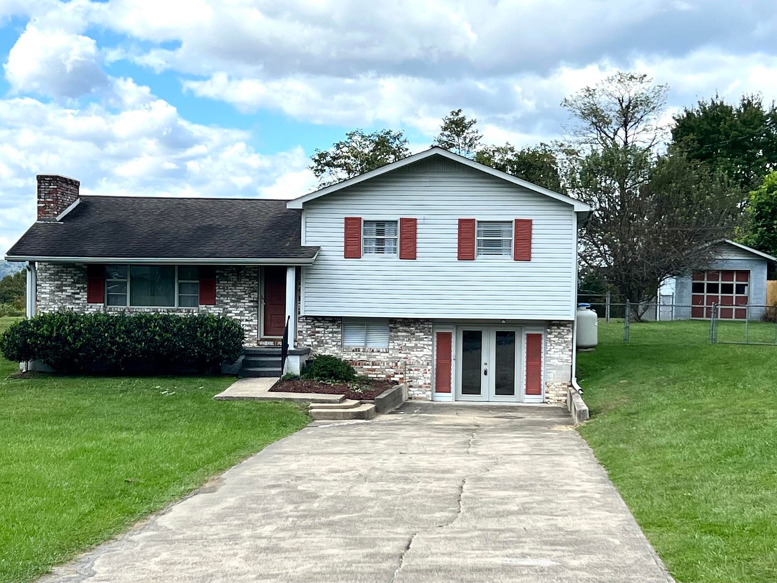 115 E Wilson St, Oak Hill, WV 25901 Zillow