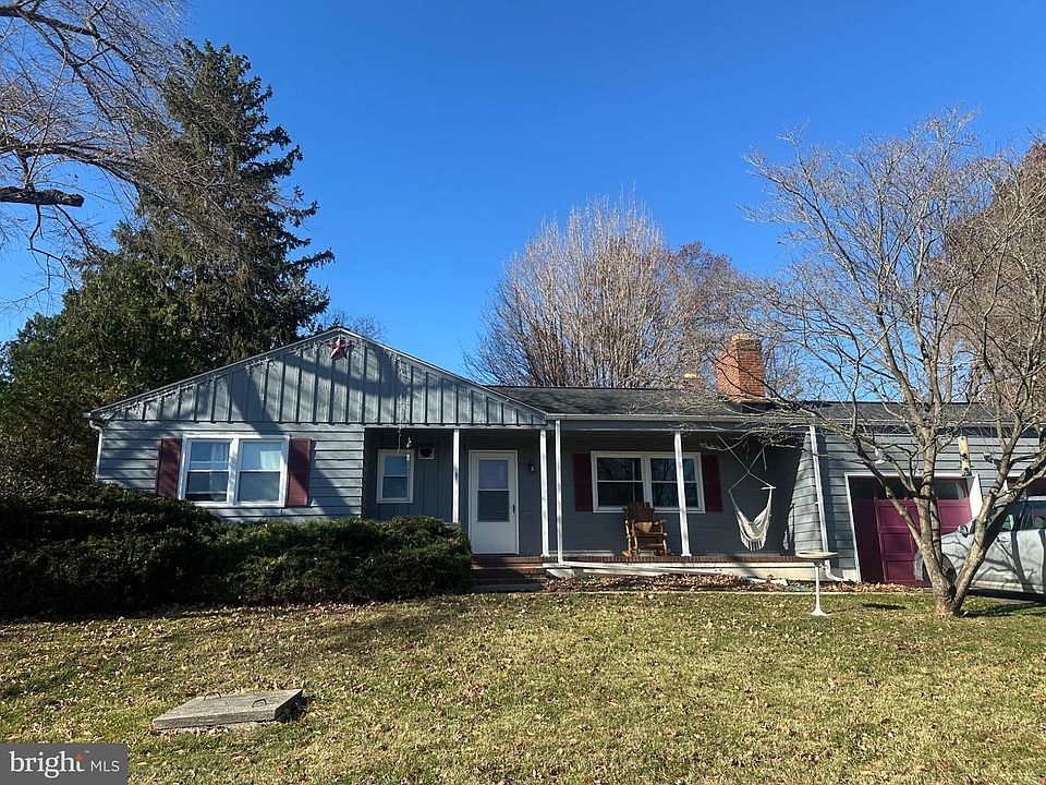 1st image of 724 Jefferson Pike