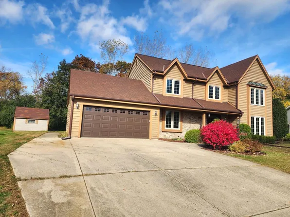 2828 Apache PASS, Waukesha, WI 53188