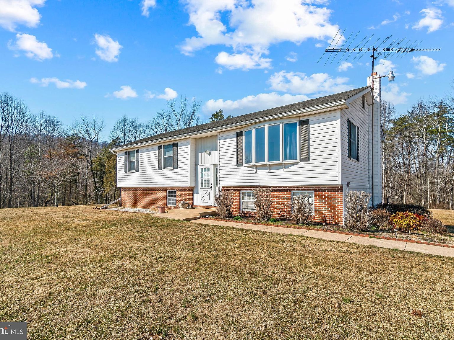 12318 Grindstone Ln Boston Va 22713 Mls Varp107826 Zillow