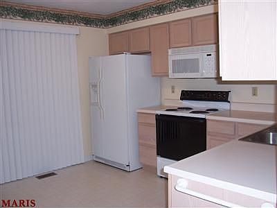 2nd image of 3760 Southern Manor Dr
